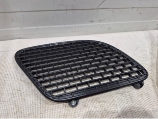 Hood Scoop (Right)